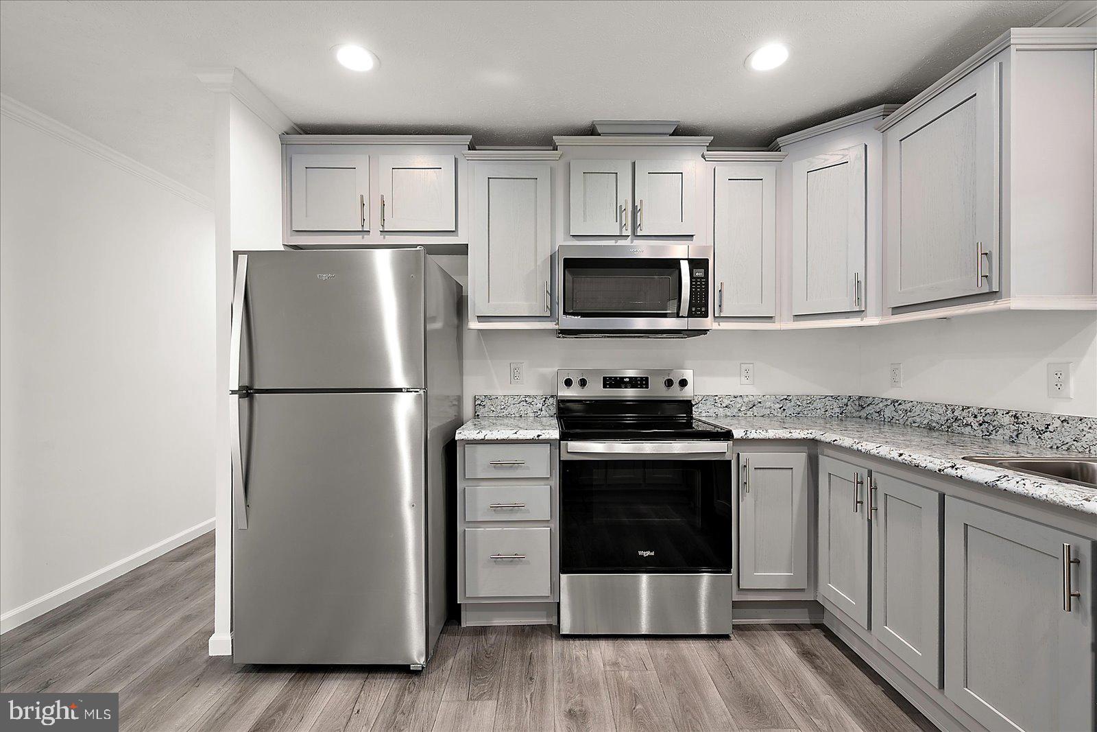 SALT LIFE PARK LLC - Residential