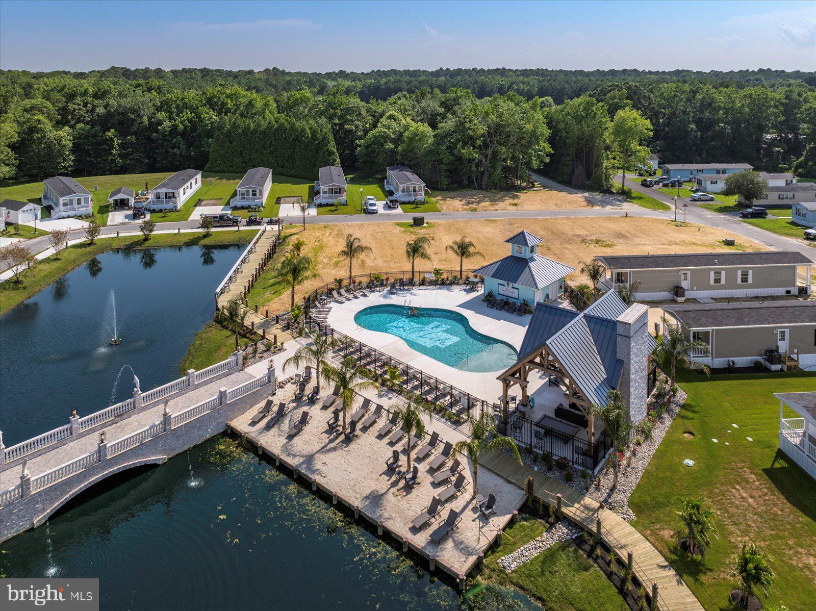 SALT LIFE PARK LLC - Residential