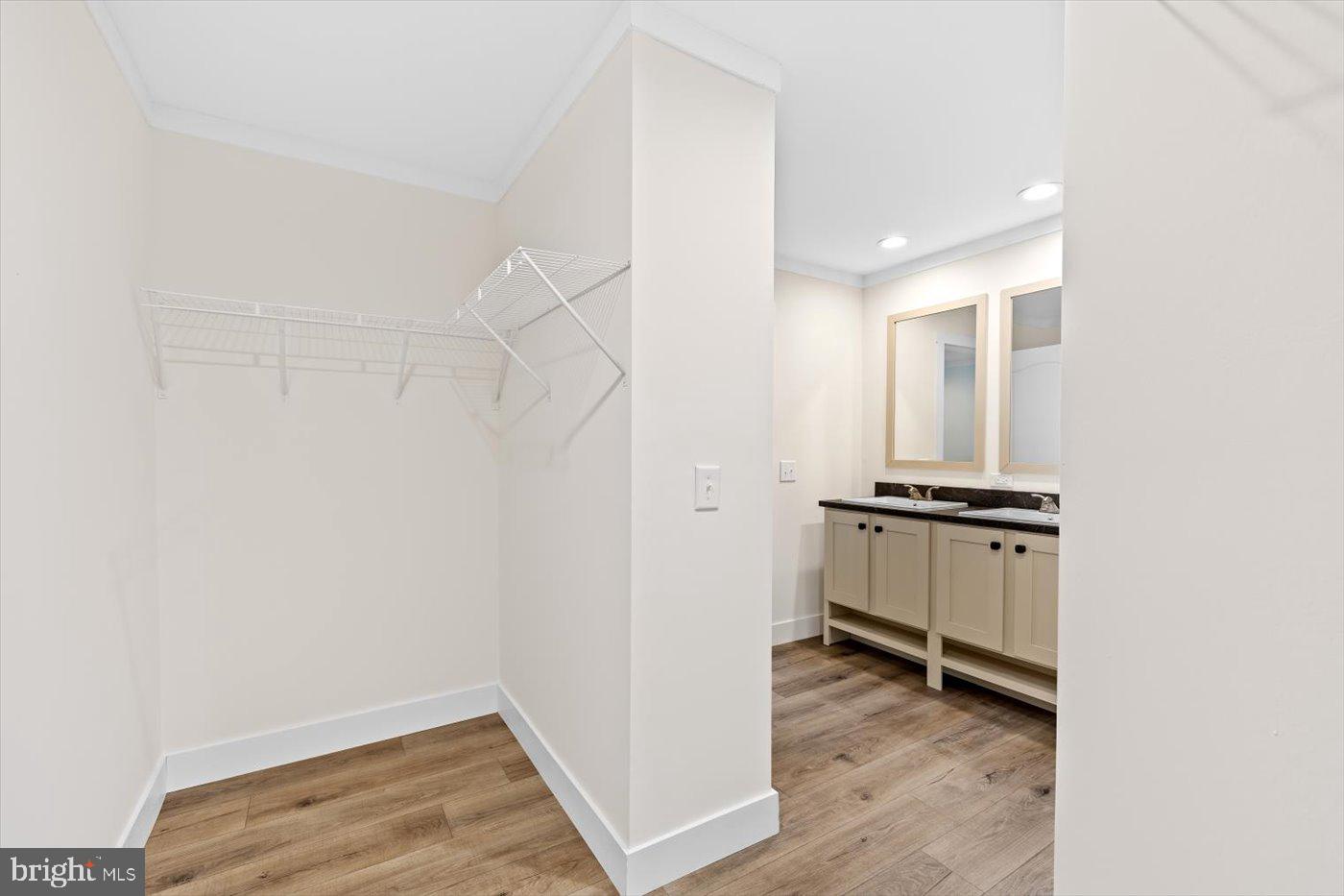 FOXWOOD - Residential