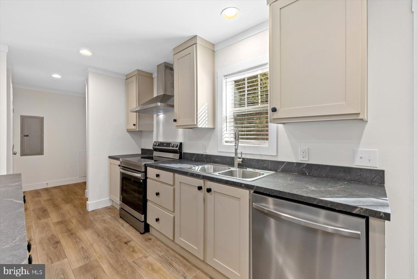 FOXWOOD - Residential