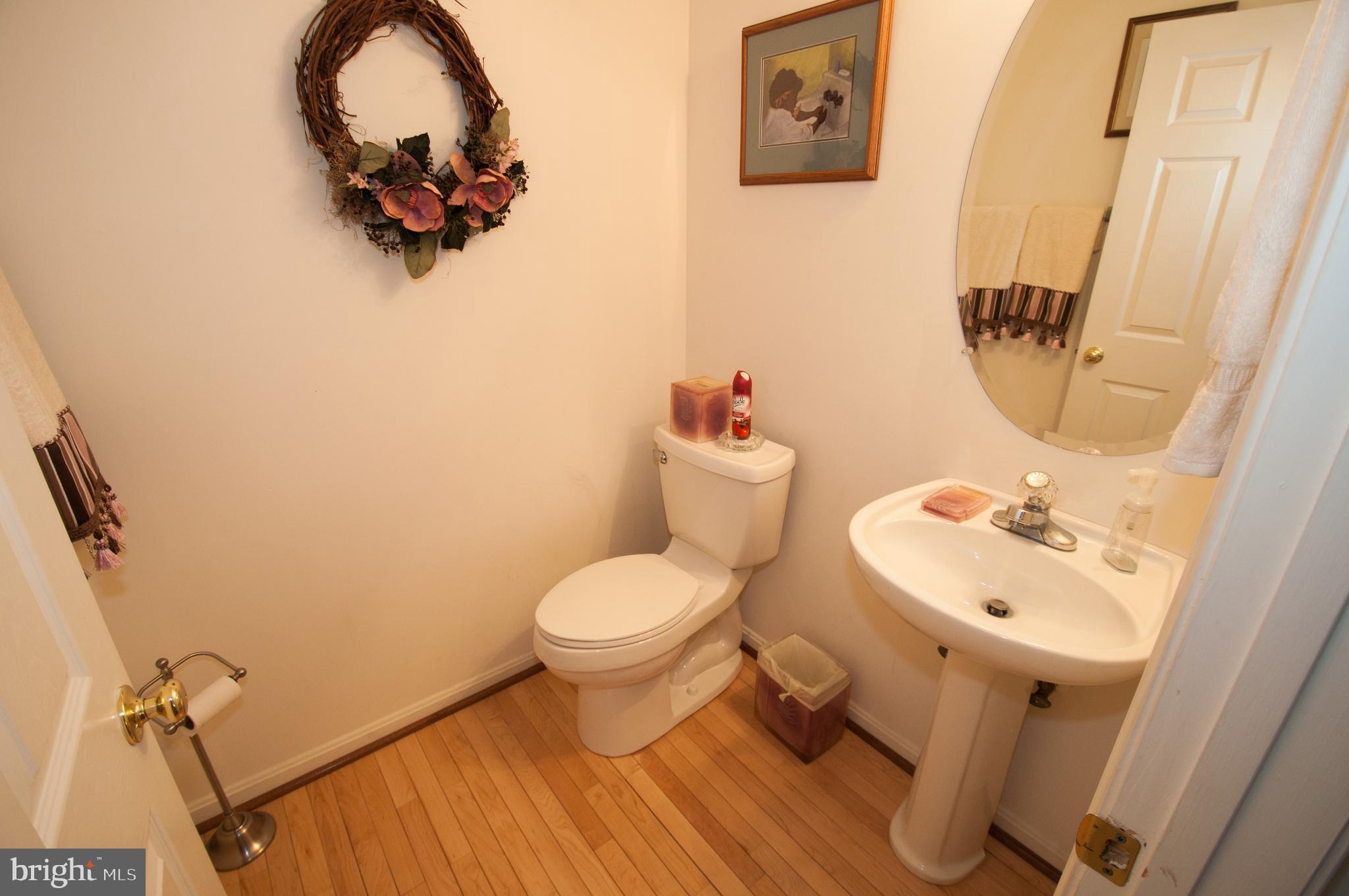 PERRY FARMS - Residential Lease