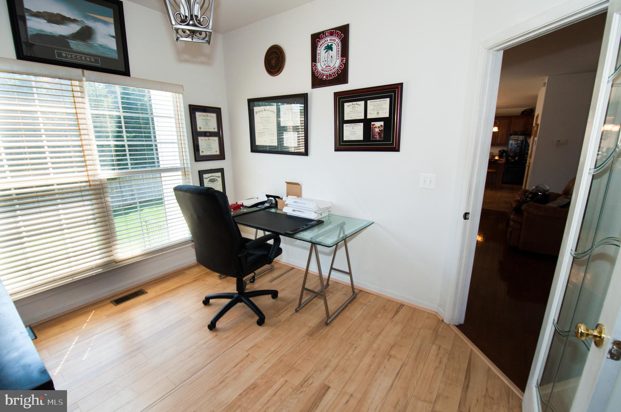 PERRY FARMS - Residential Lease