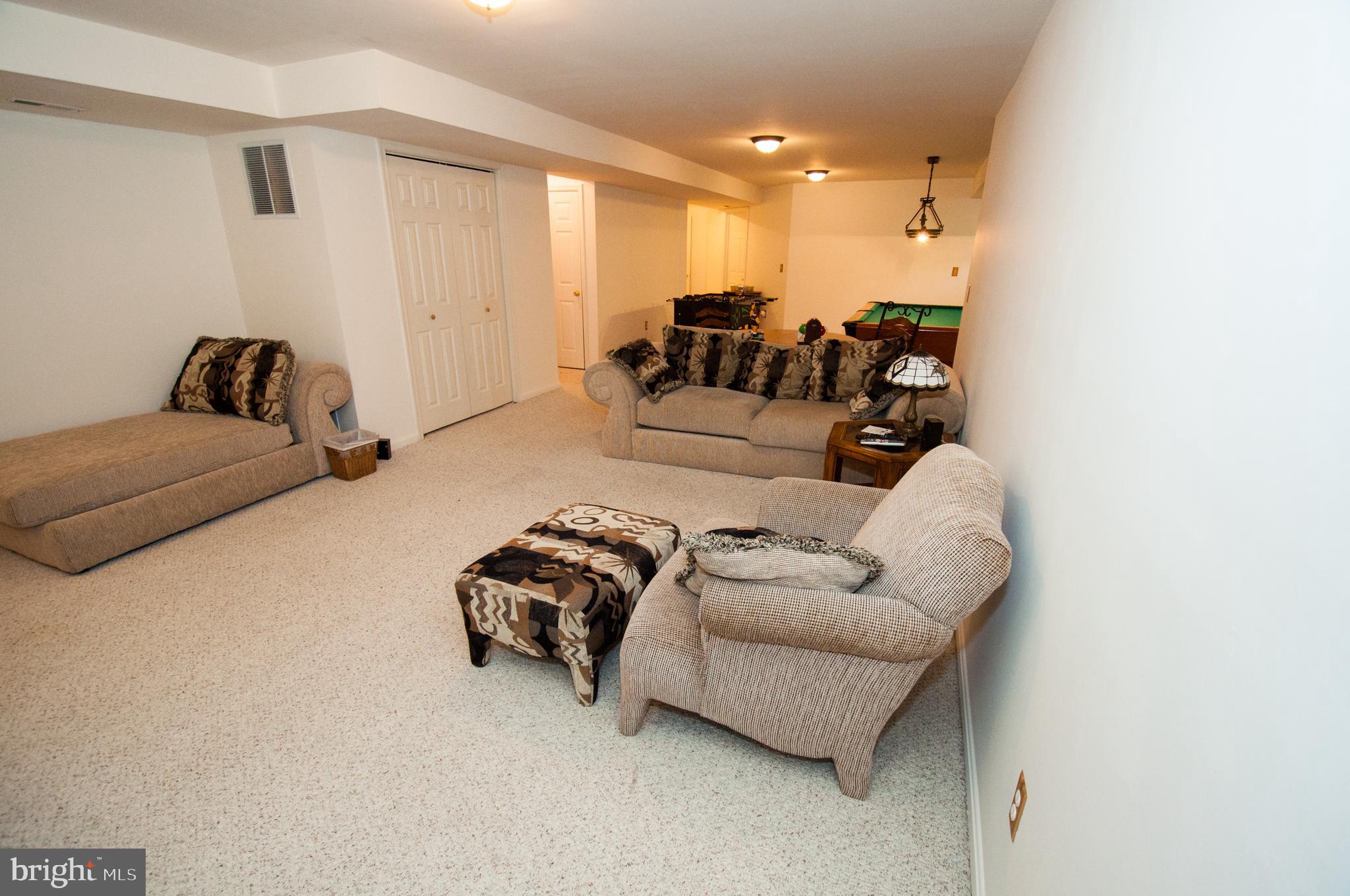 PERRY FARMS - Residential Lease