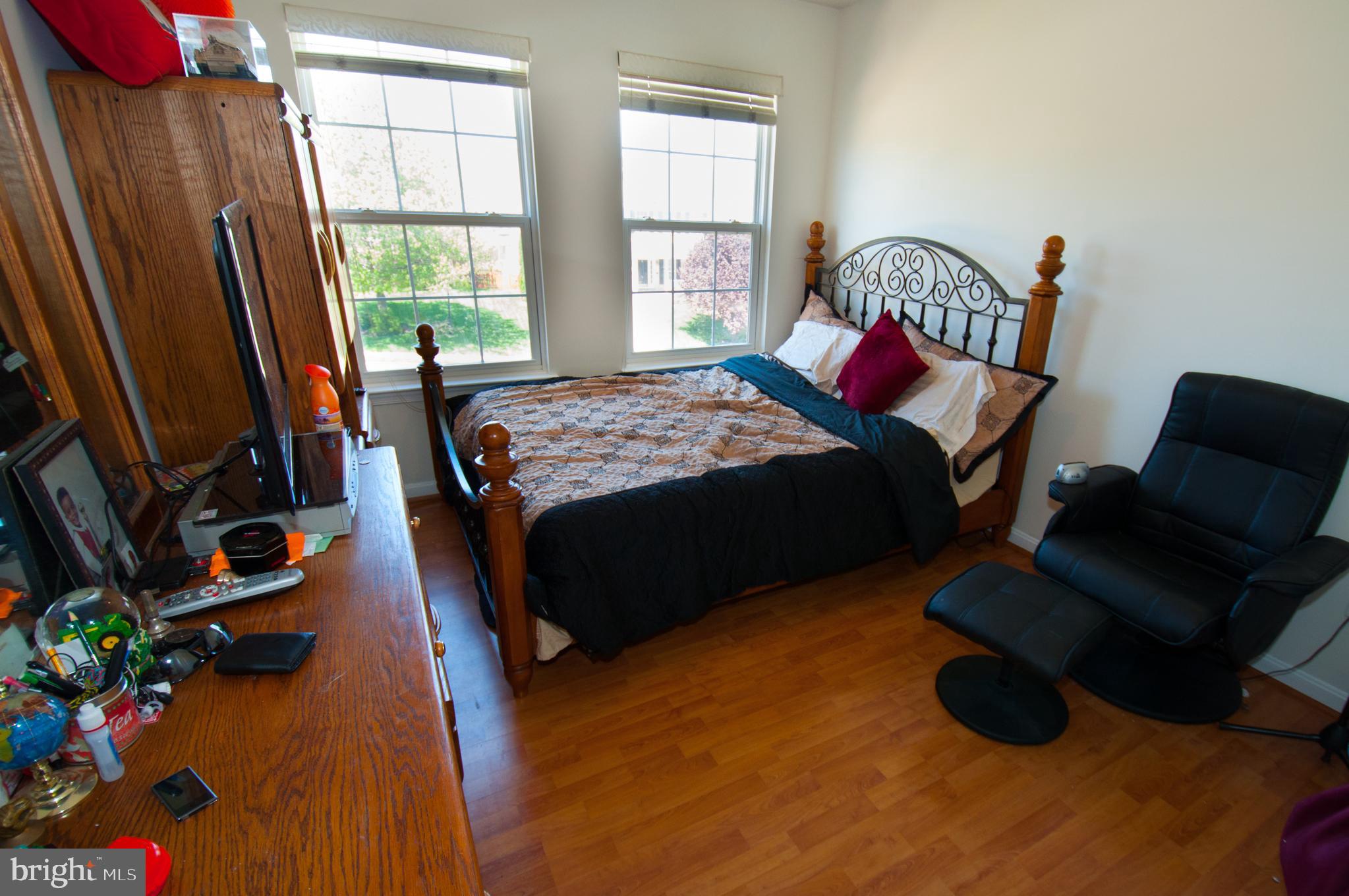 PERRY FARMS - Residential Lease