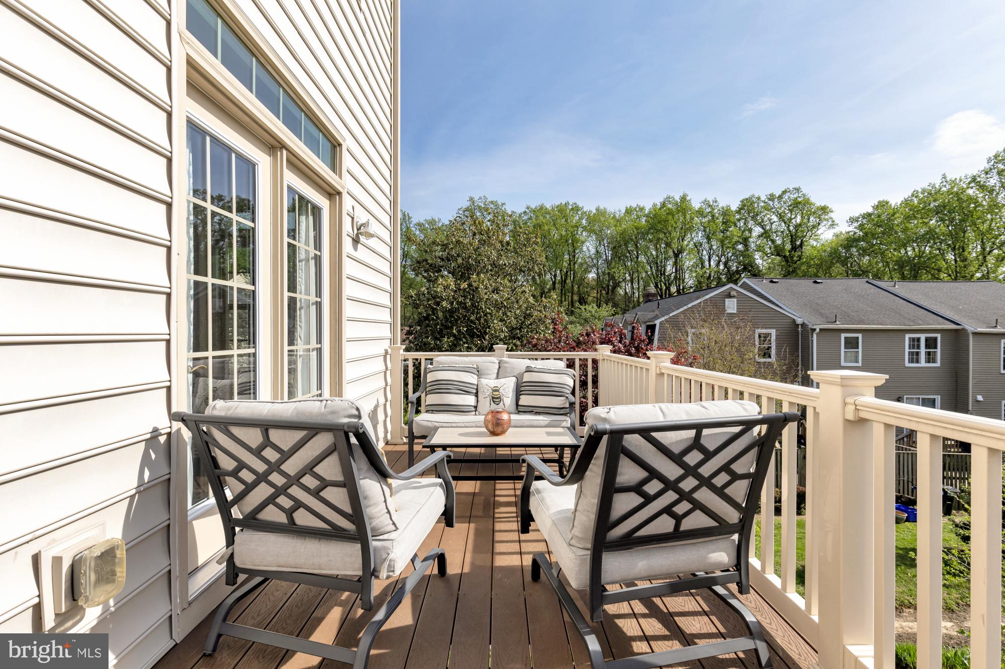 THOMAS VILLAGE - Residential