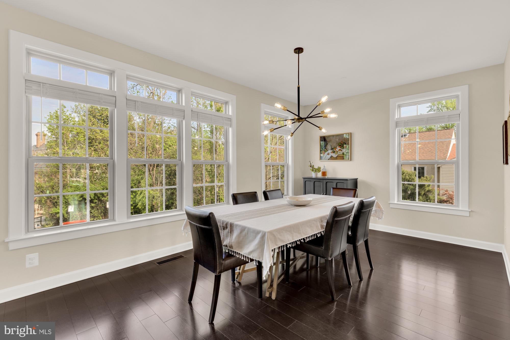 THOMAS VILLAGE - Residential