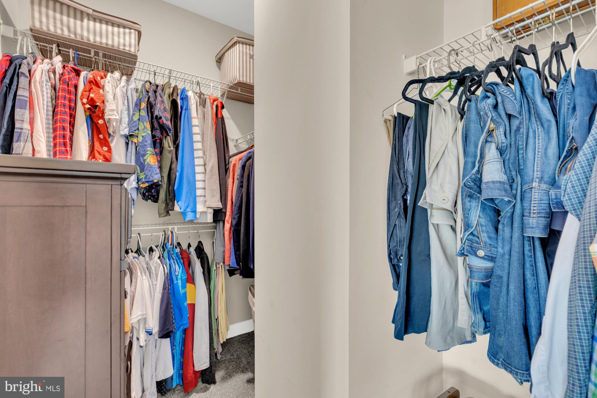 THOMAS VILLAGE - Residential