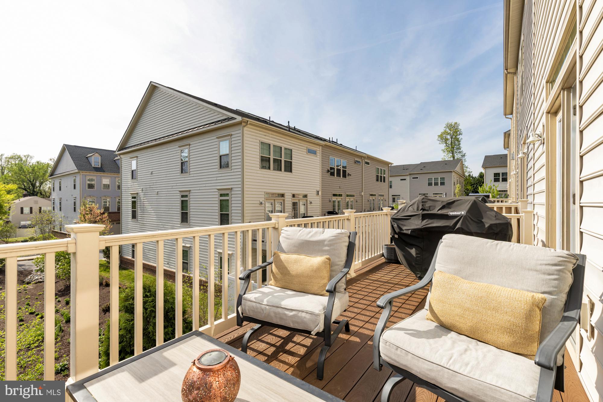 THOMAS VILLAGE - Residential