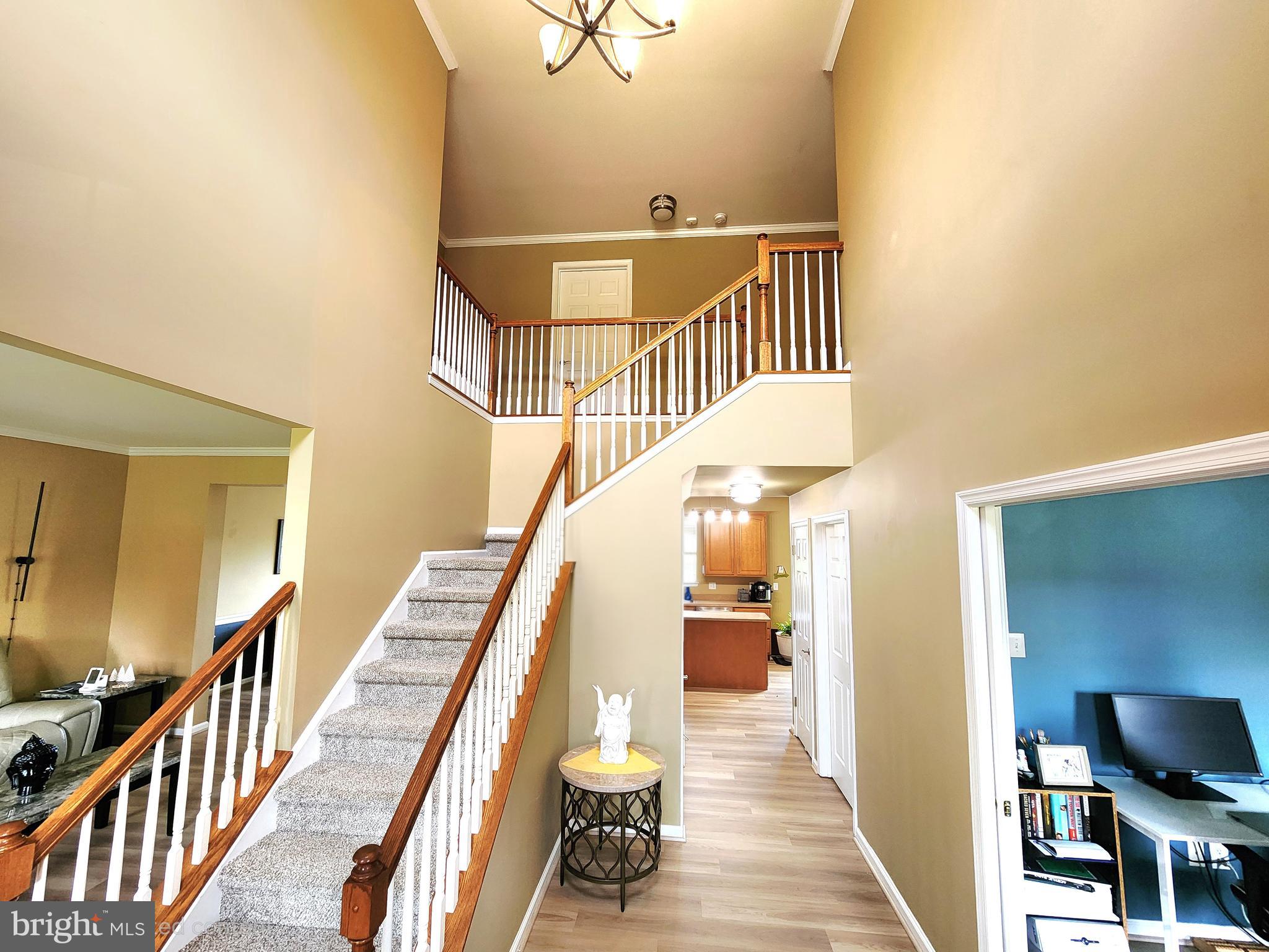 COVENTRY LAKE ESTS - Residential Lease