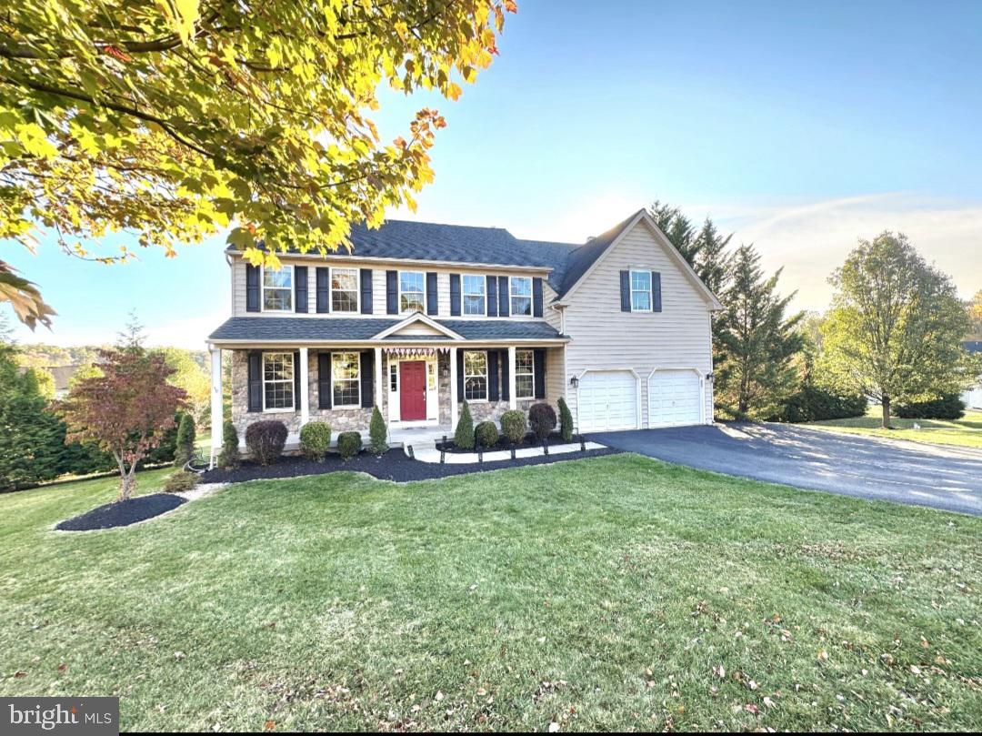 COVENTRY LAKE ESTS - Residential Lease