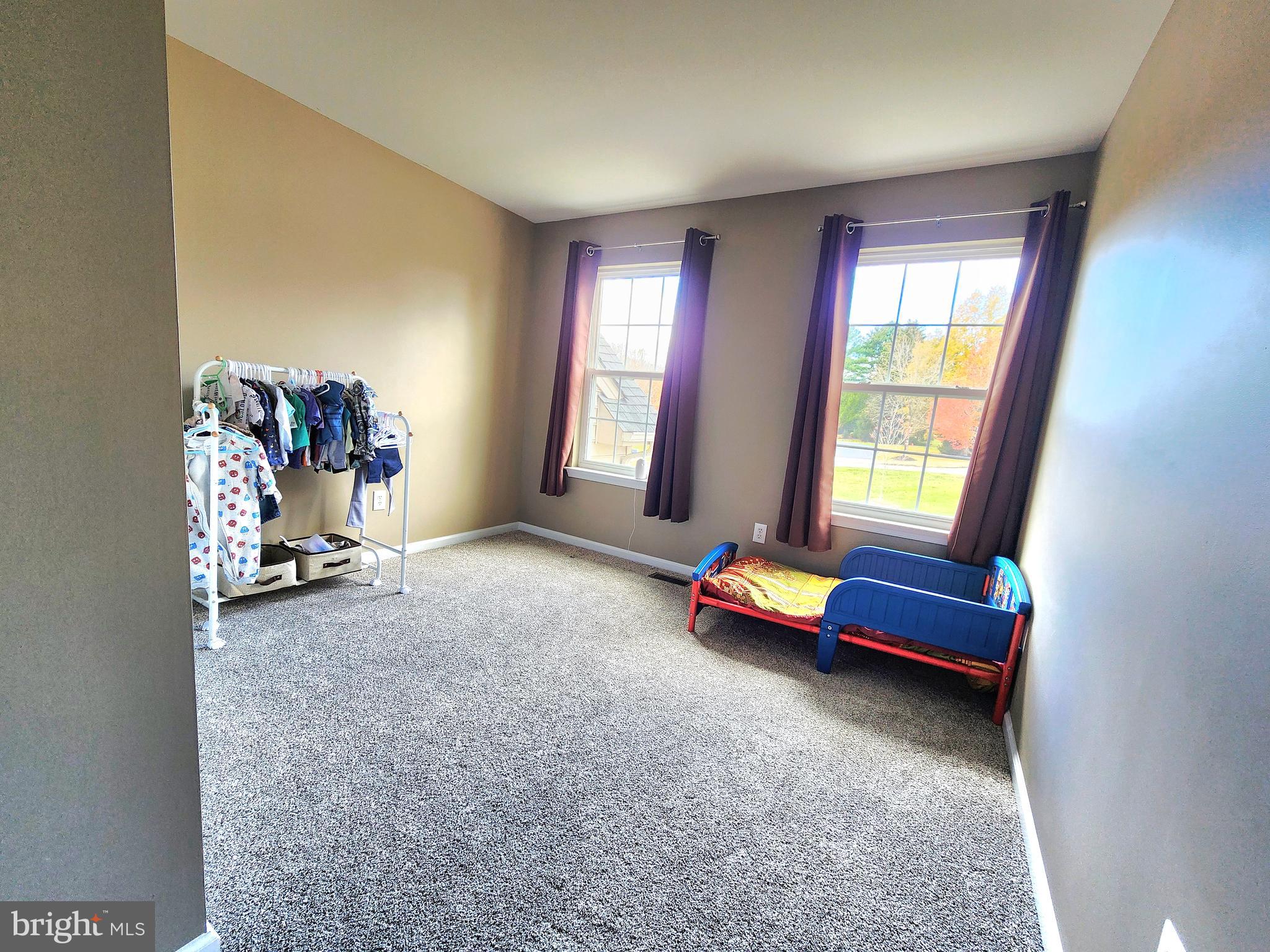 COVENTRY LAKE ESTS - Residential Lease