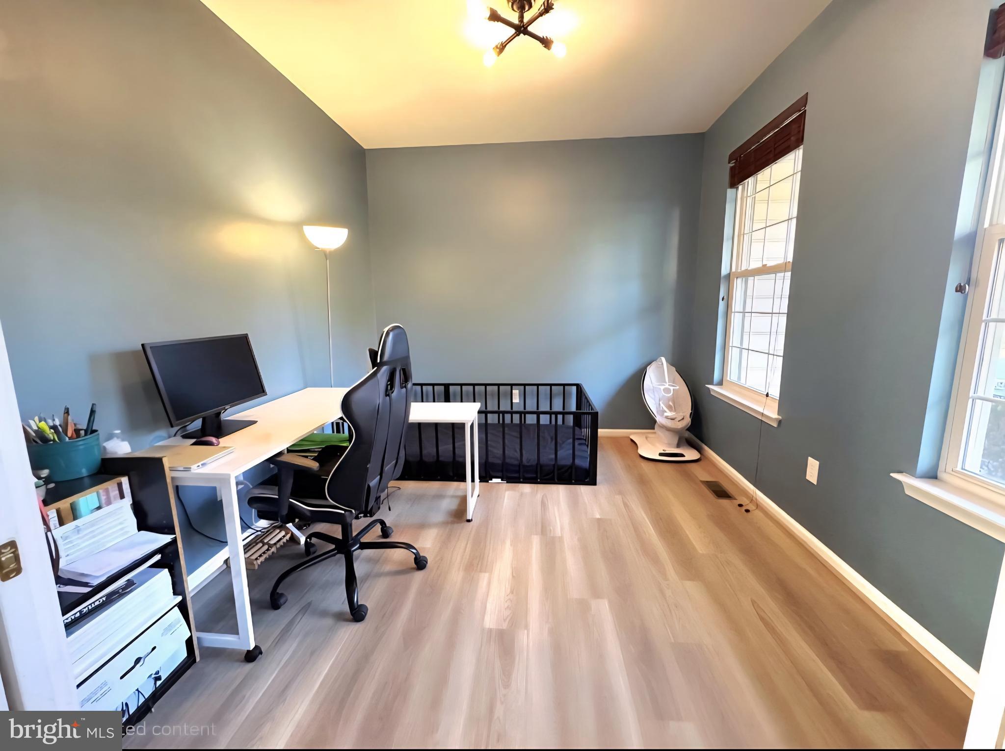 COVENTRY LAKE ESTS - Residential Lease