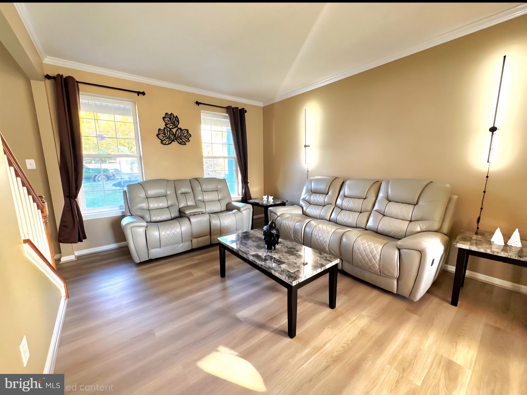 COVENTRY LAKE ESTS - Residential Lease