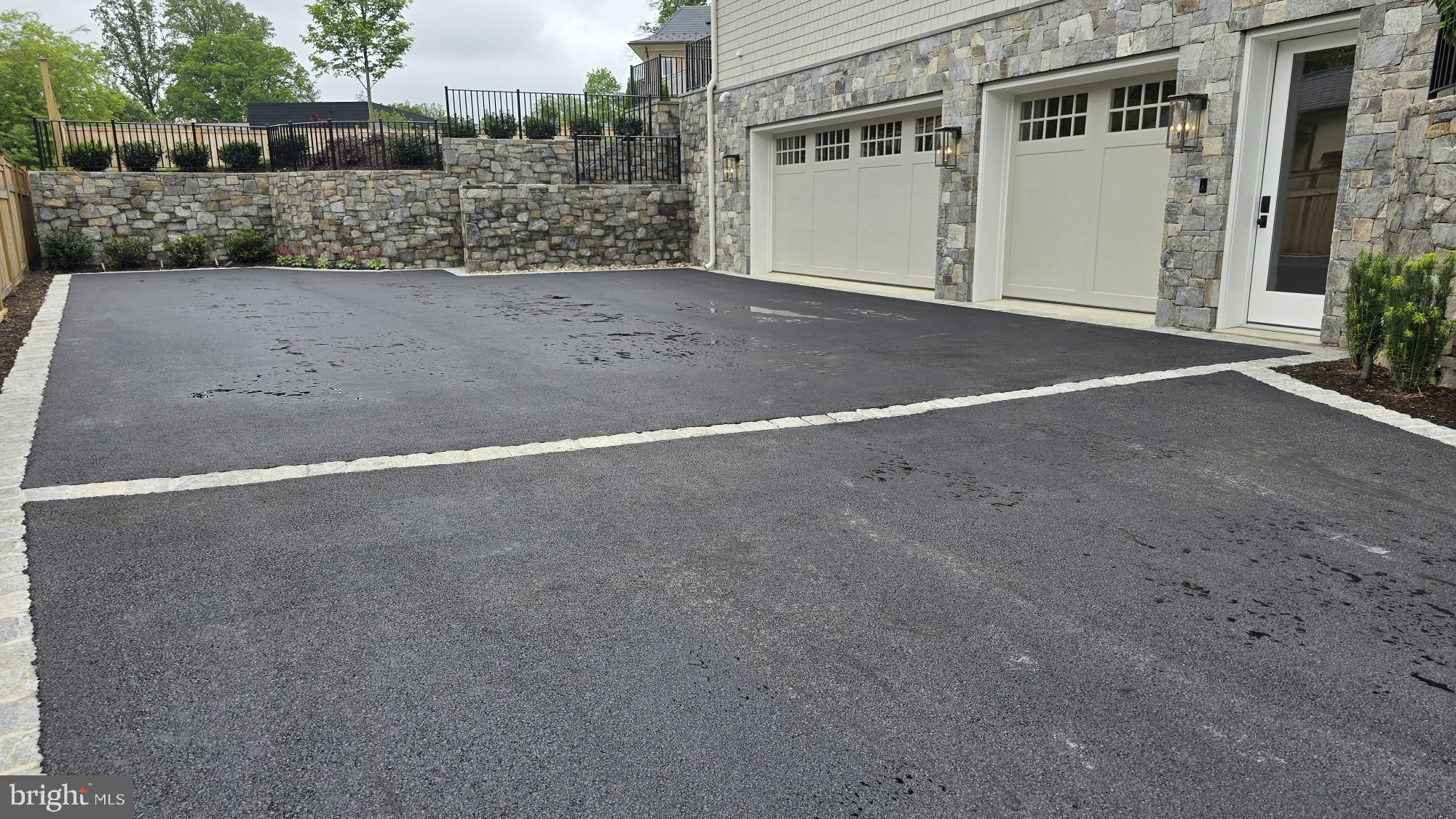 EDGEMOOR - Residential