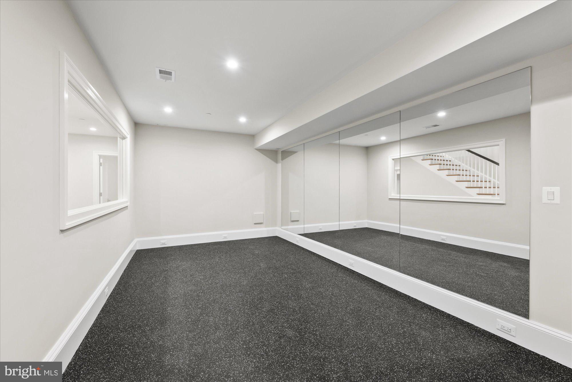 EDGEMOOR - Residential