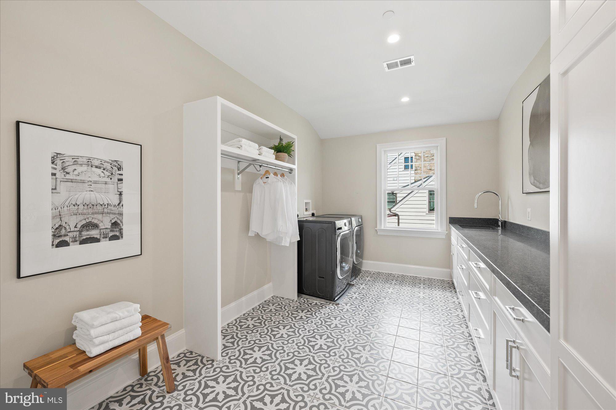 EDGEMOOR - Residential