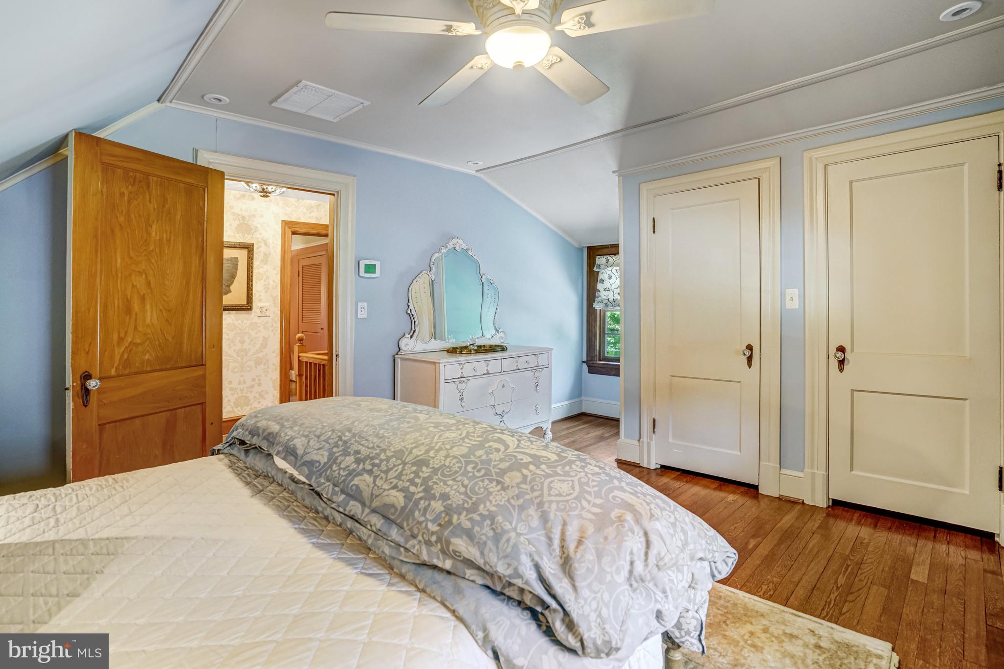 AURORA HILLS - Residential Lease