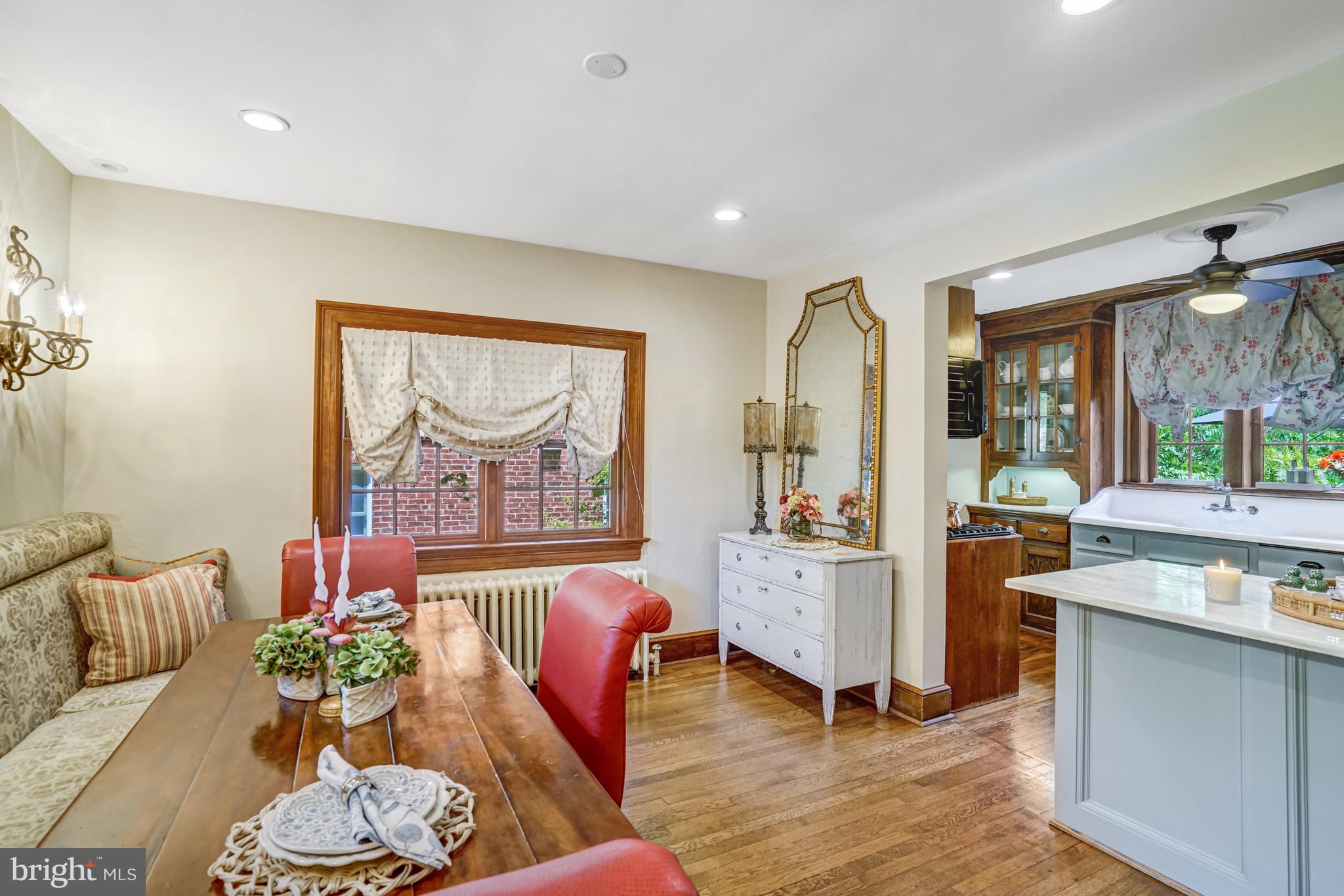 AURORA HILLS - Residential Lease