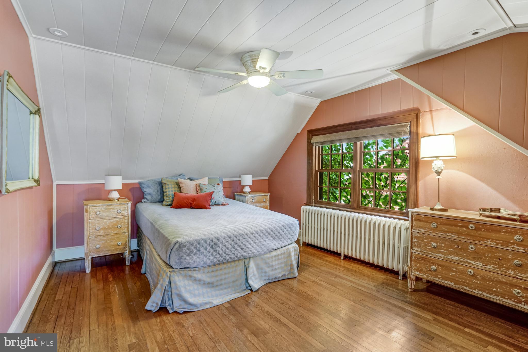 AURORA HILLS - Residential Lease