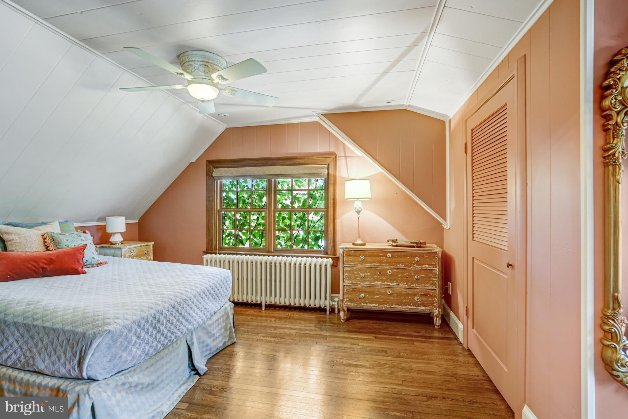 AURORA HILLS - Residential Lease