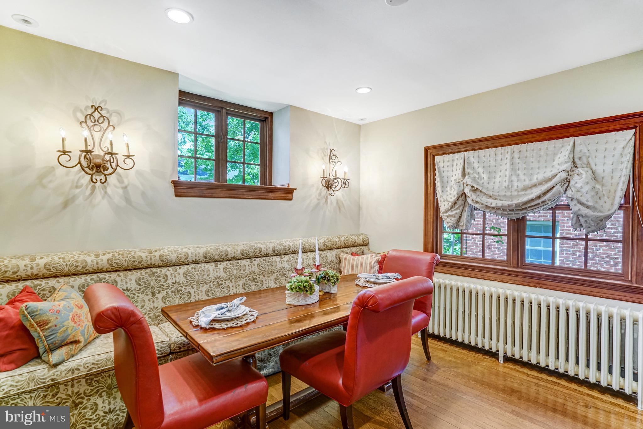 AURORA HILLS - Residential Lease