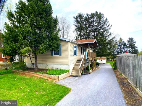 2033 Old Philadelphia Pike, Lancaster, PA 17602 - MLS#: PALA2067026