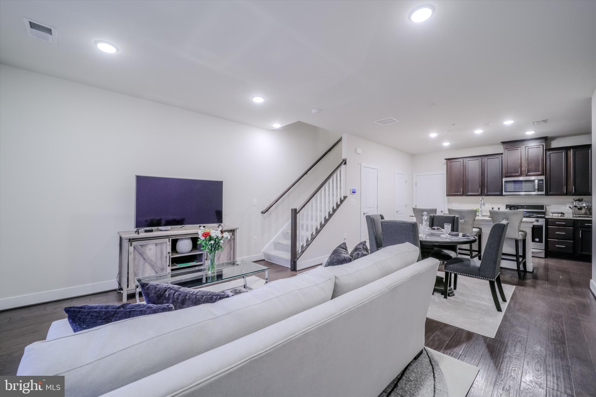 CENTURY ROW - Residential