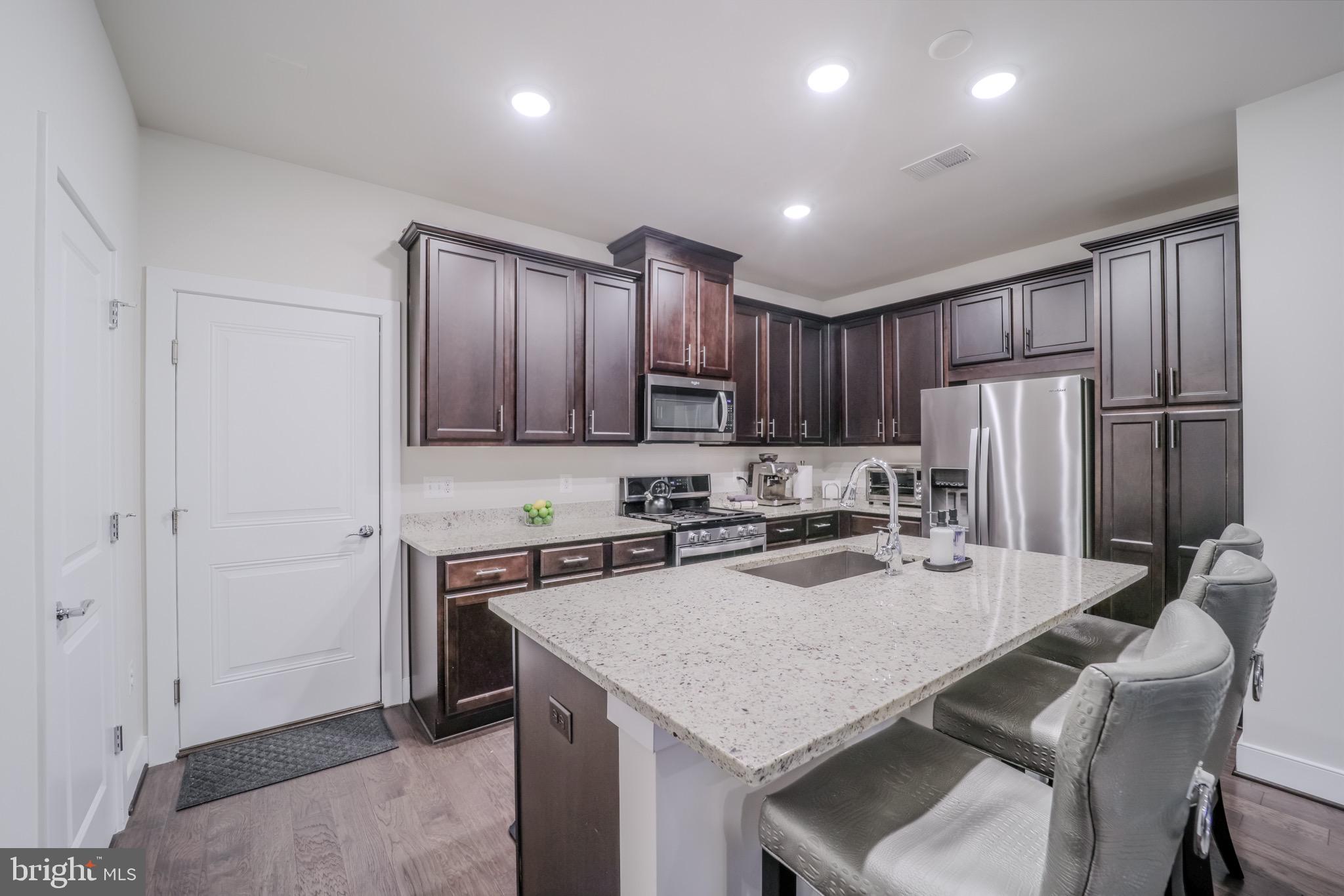 CENTURY ROW - Residential