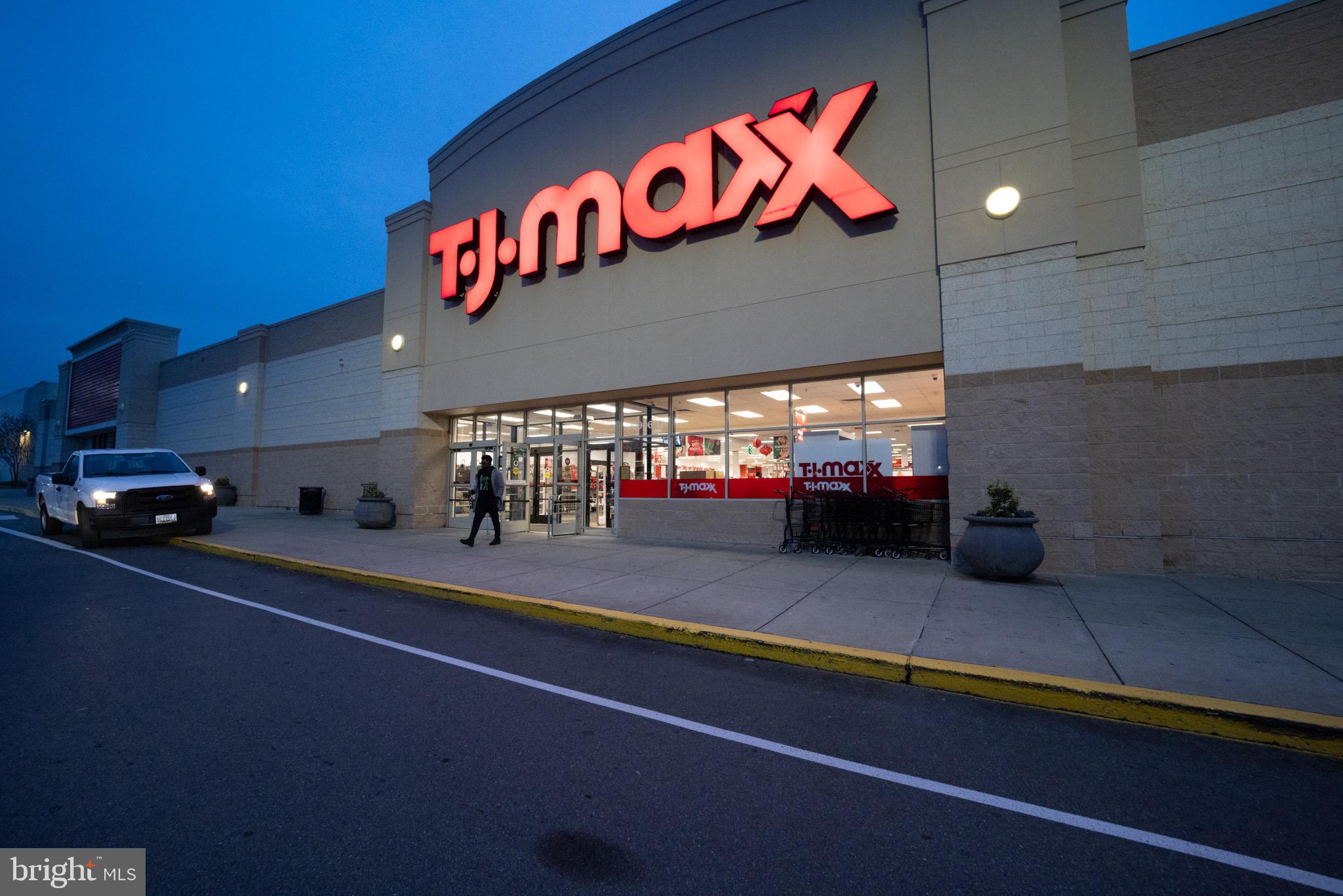 CENTURY ROW - Residential