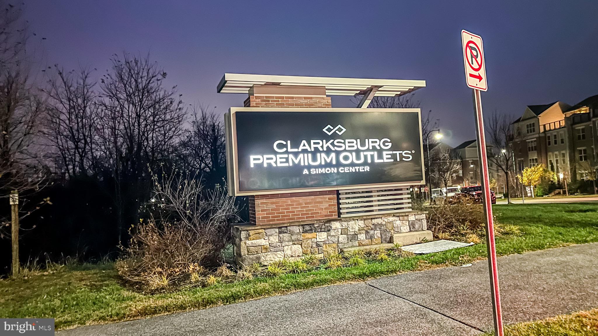 CENTURY ROW - Residential