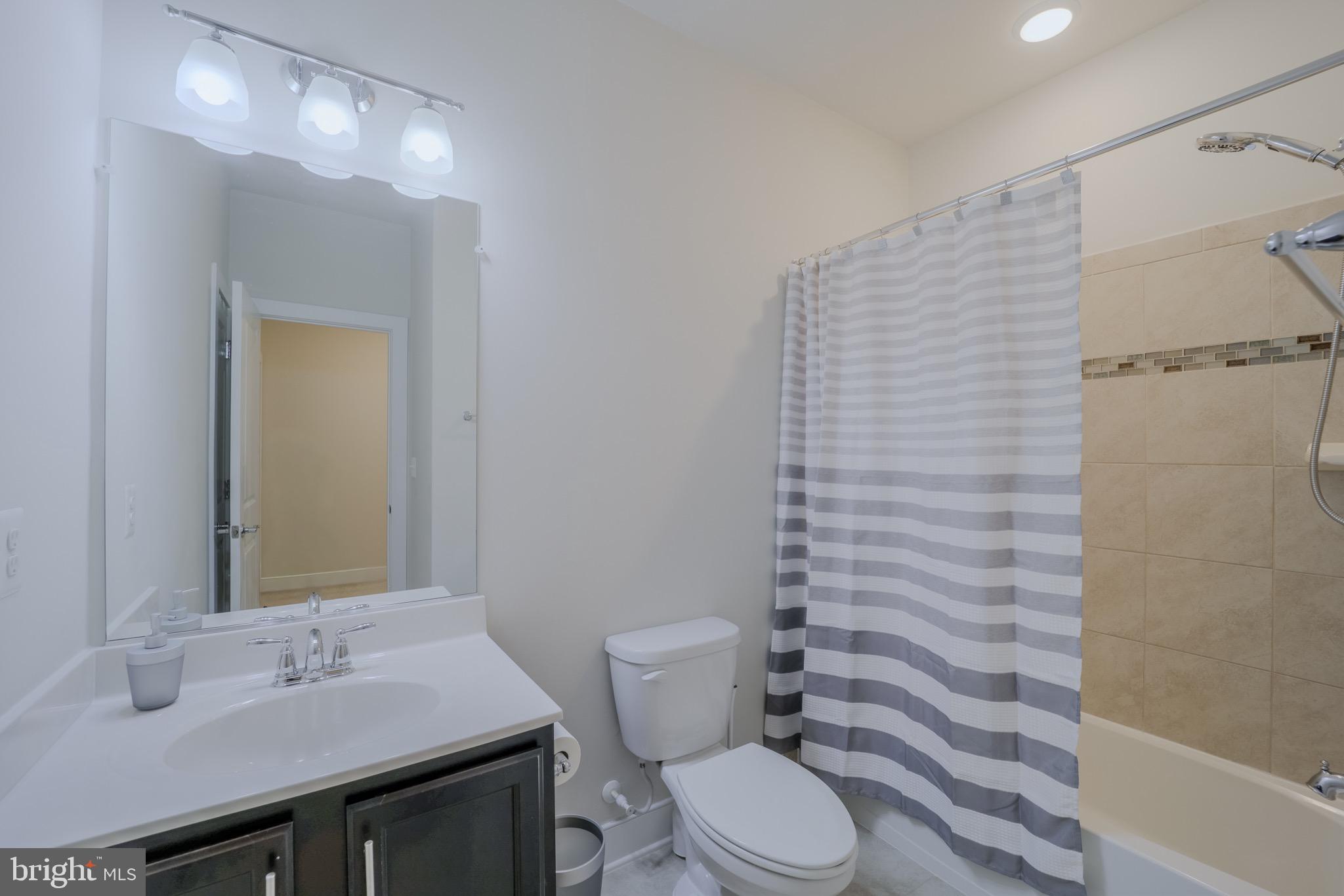 CENTURY ROW - Residential