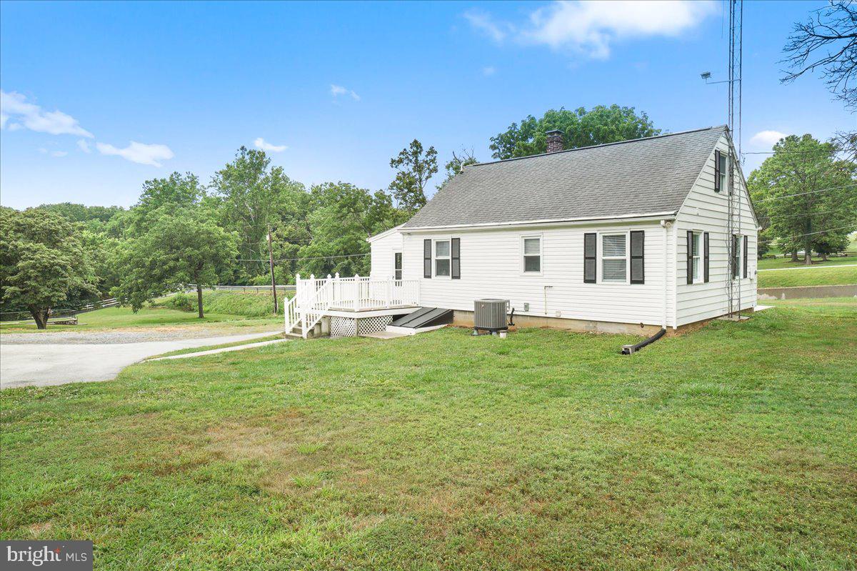 ADAMSTOWN COMMONS - Residential