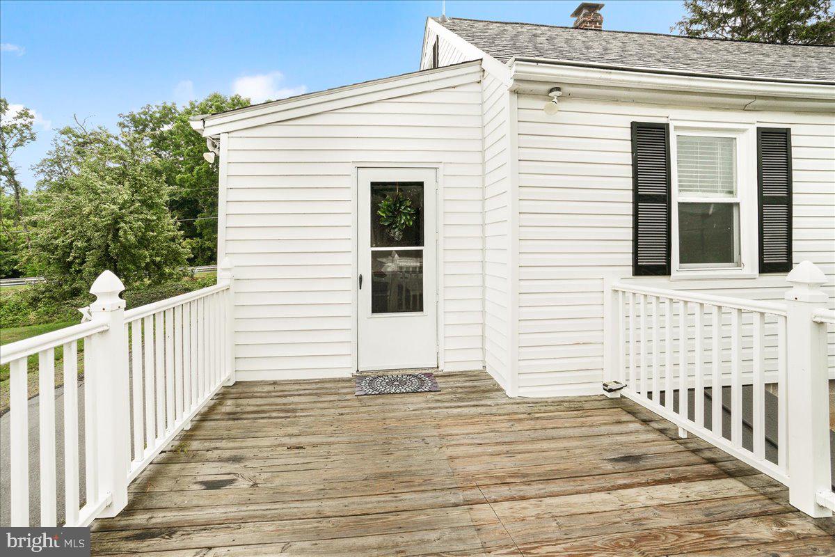 ADAMSTOWN COMMONS - Residential