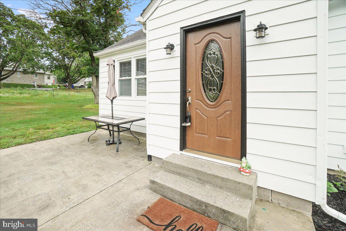 ADAMSTOWN COMMONS - Residential