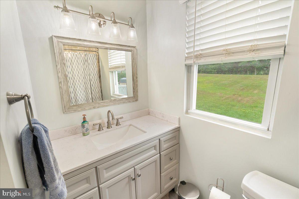 ADAMSTOWN COMMONS - Residential