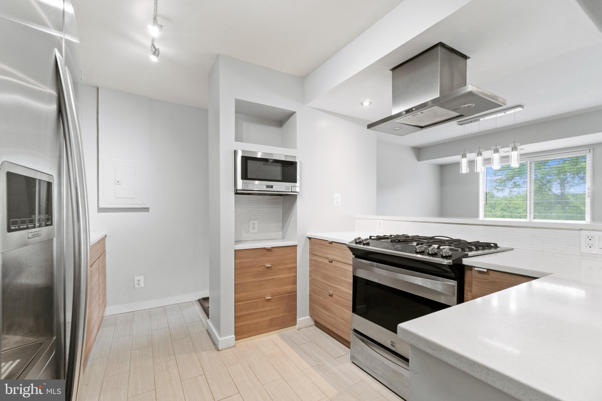 PAVILION ON THE PARK - Residential