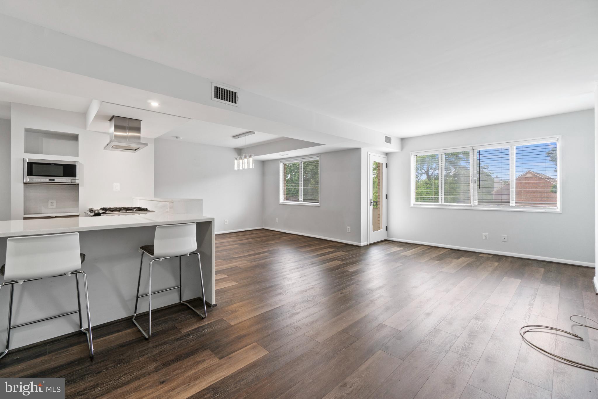 PAVILION ON THE PARK - Residential