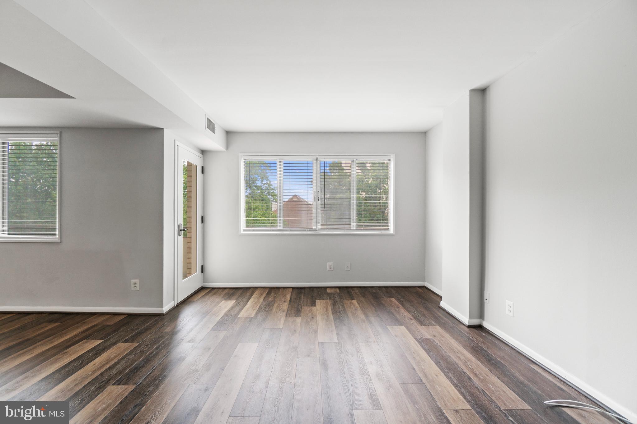 PAVILION ON THE PARK - Residential