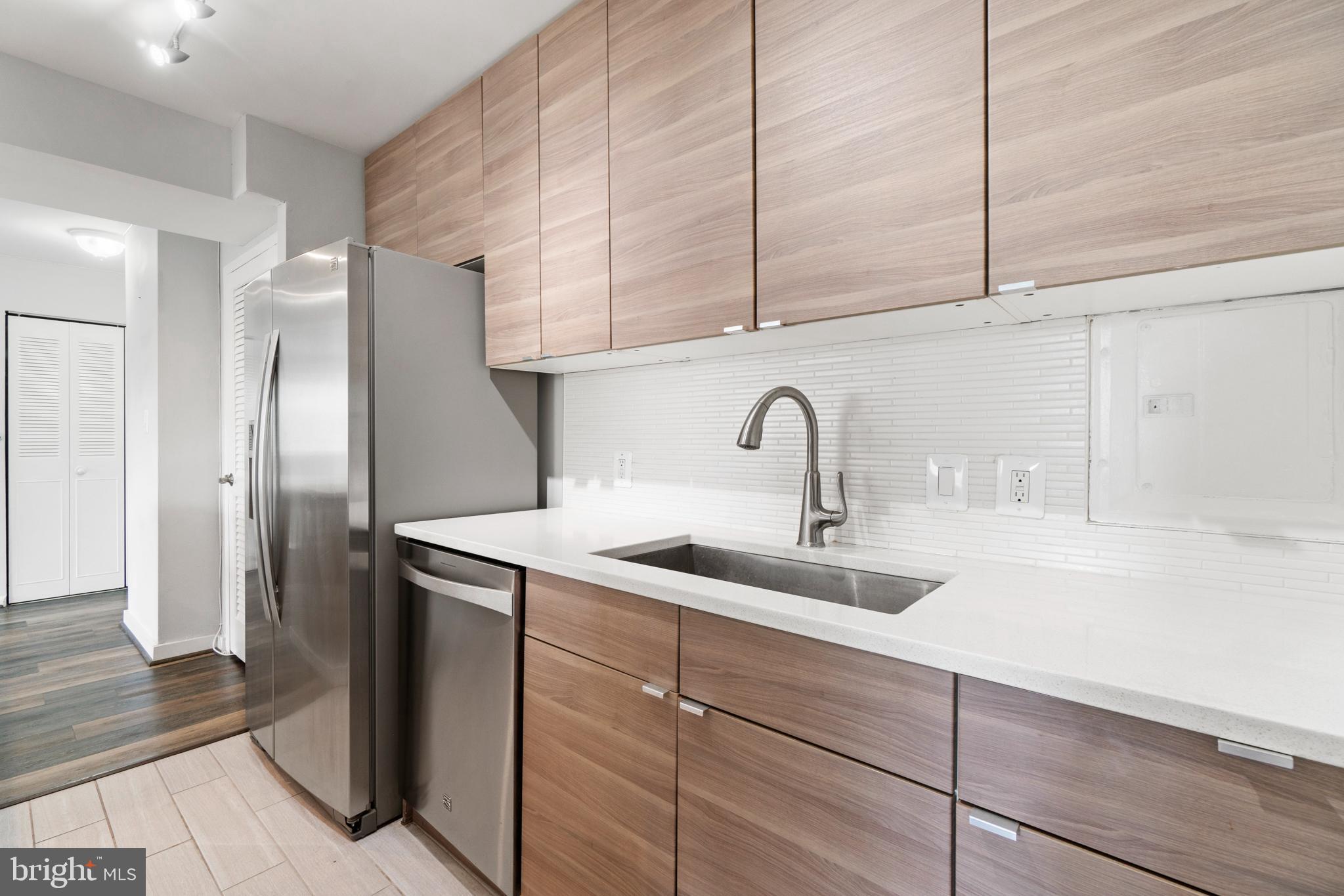 PAVILION ON THE PARK - Residential