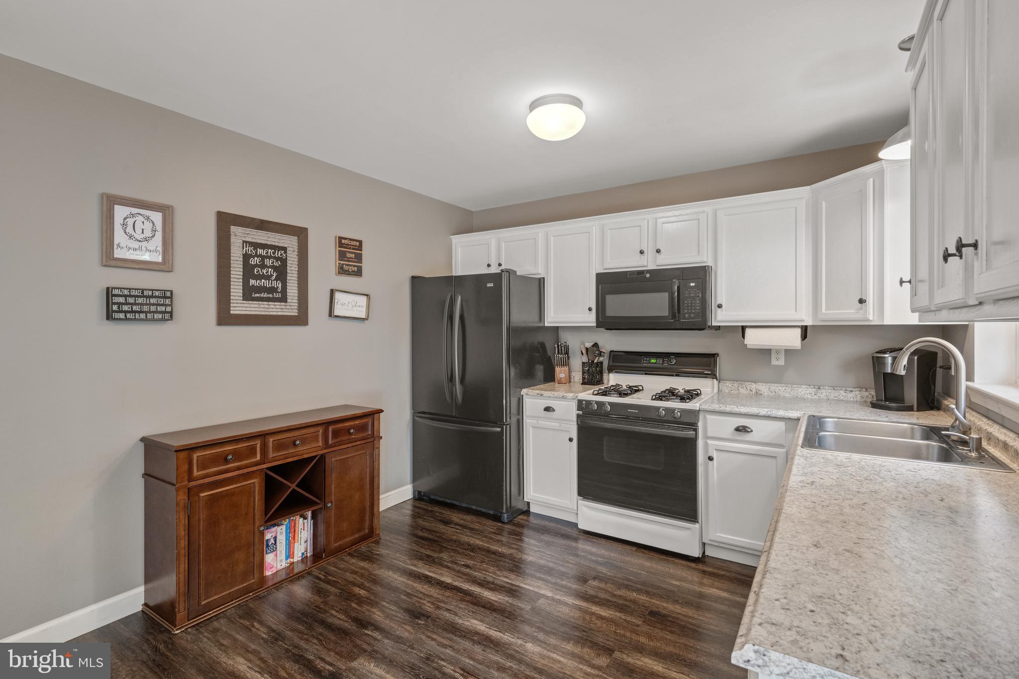 MALLARD PONDS - MANH - Residential