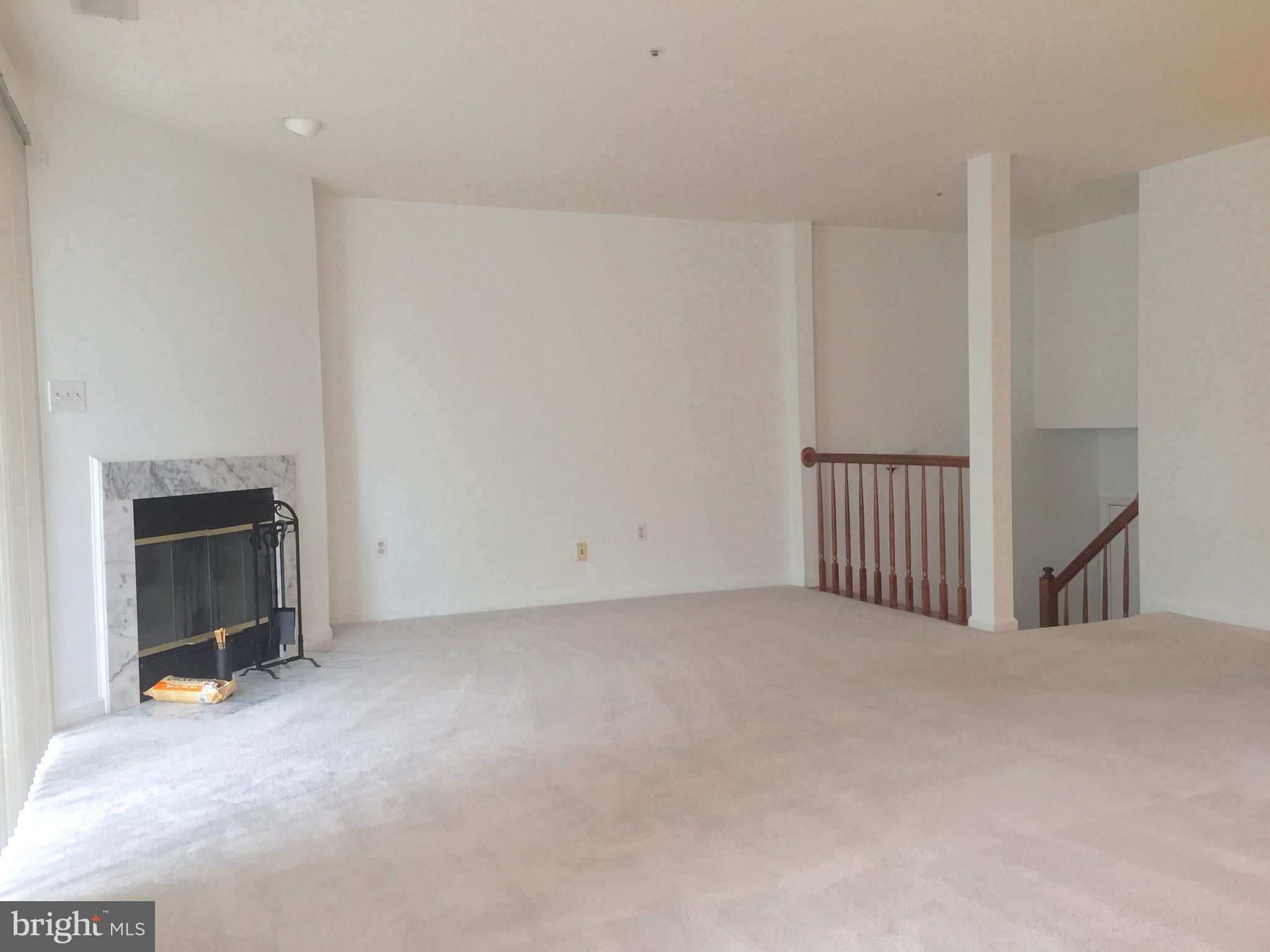 BRIDGEPORT CONDO-PHASE 6 - Residential Lease