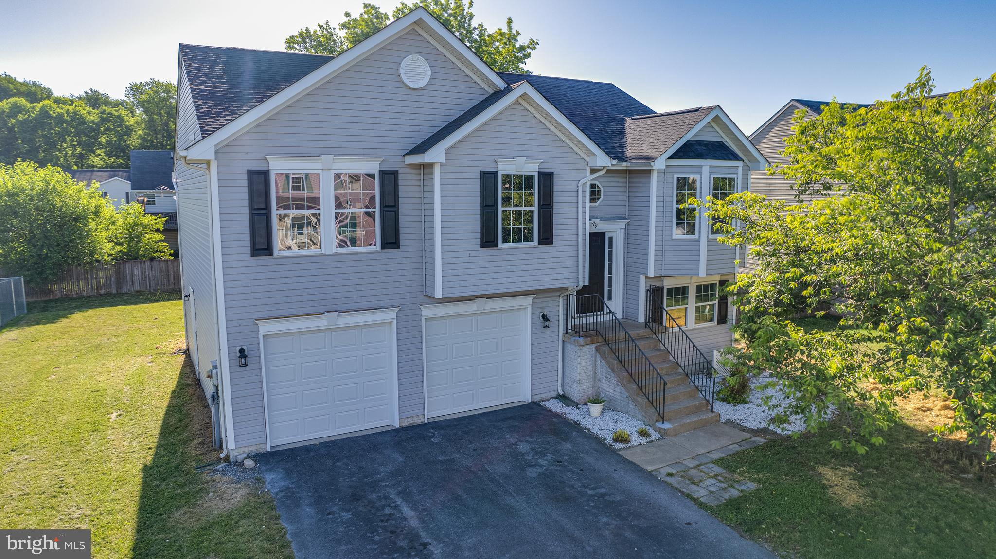 SYCAMORE VILLAGE - Residential