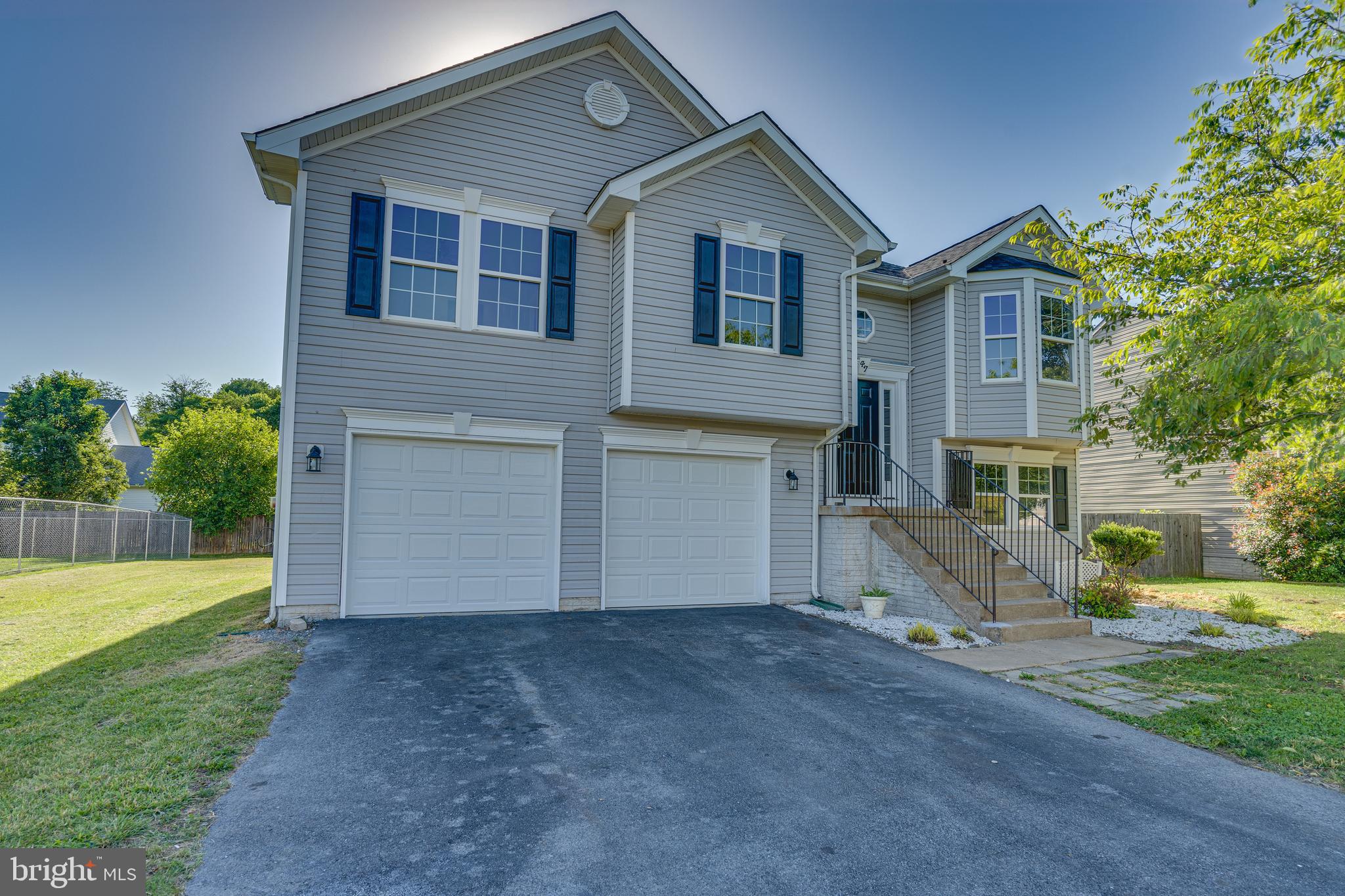 SYCAMORE VILLAGE - Residential