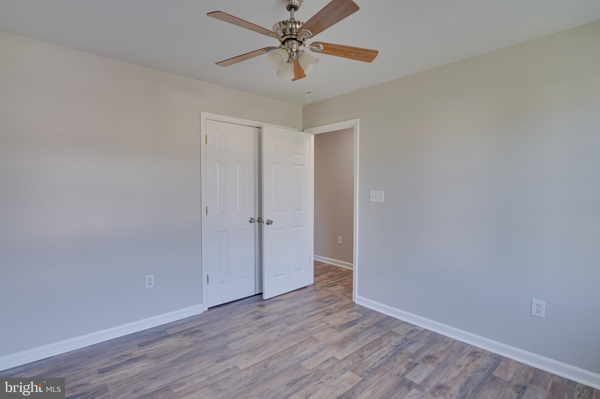 SYCAMORE VILLAGE - Residential