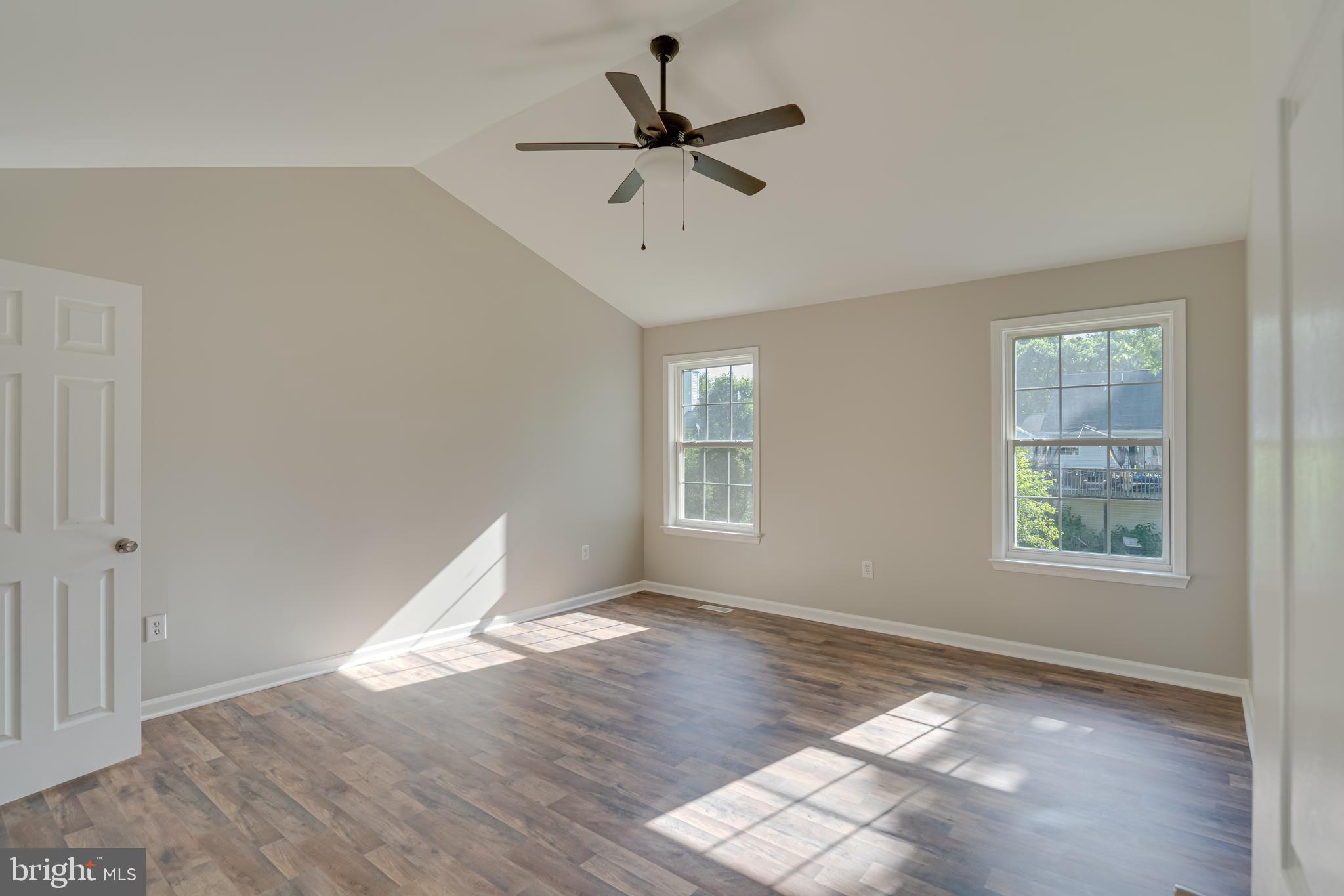 SYCAMORE VILLAGE - Residential