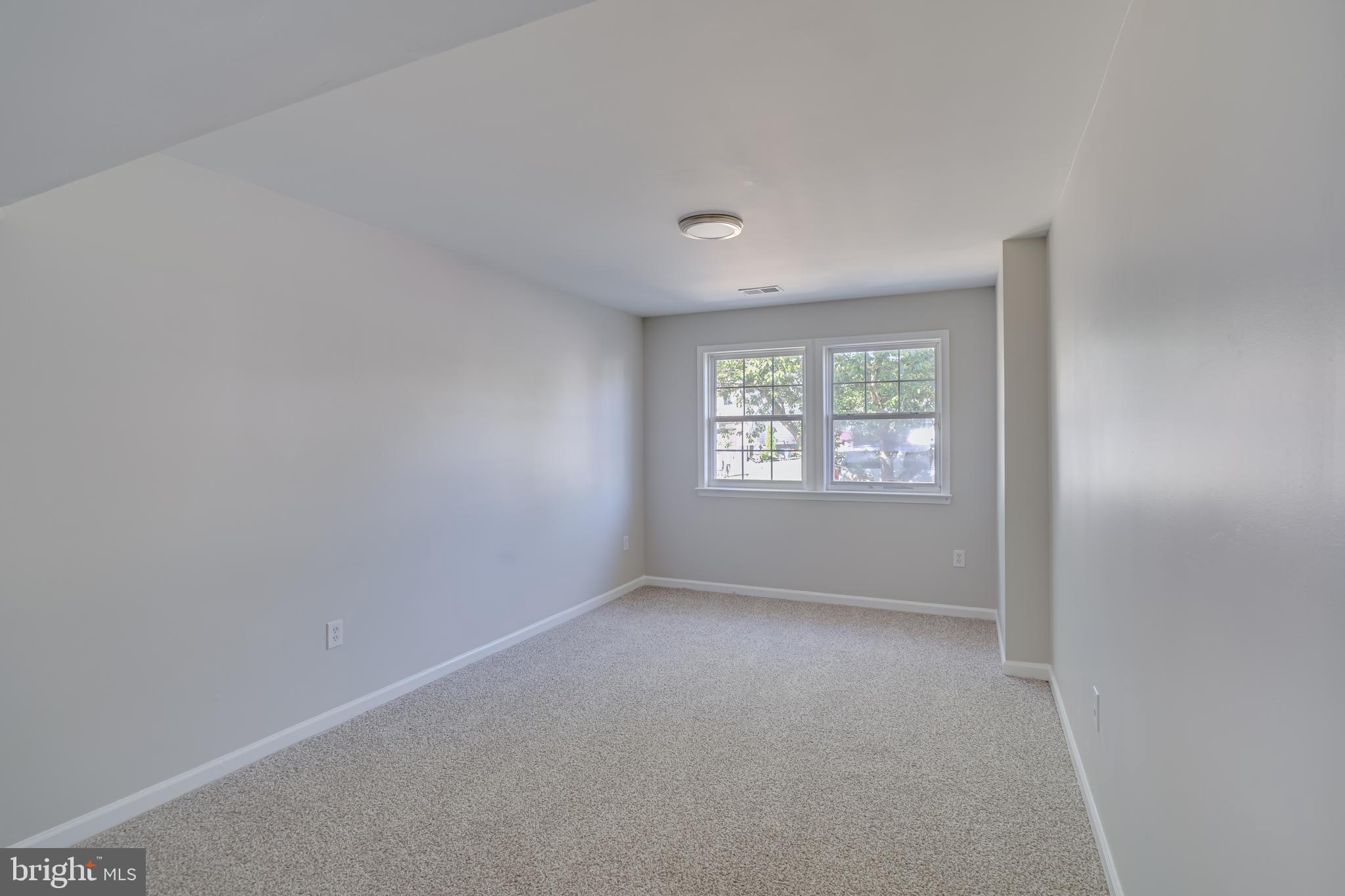 SYCAMORE VILLAGE - Residential