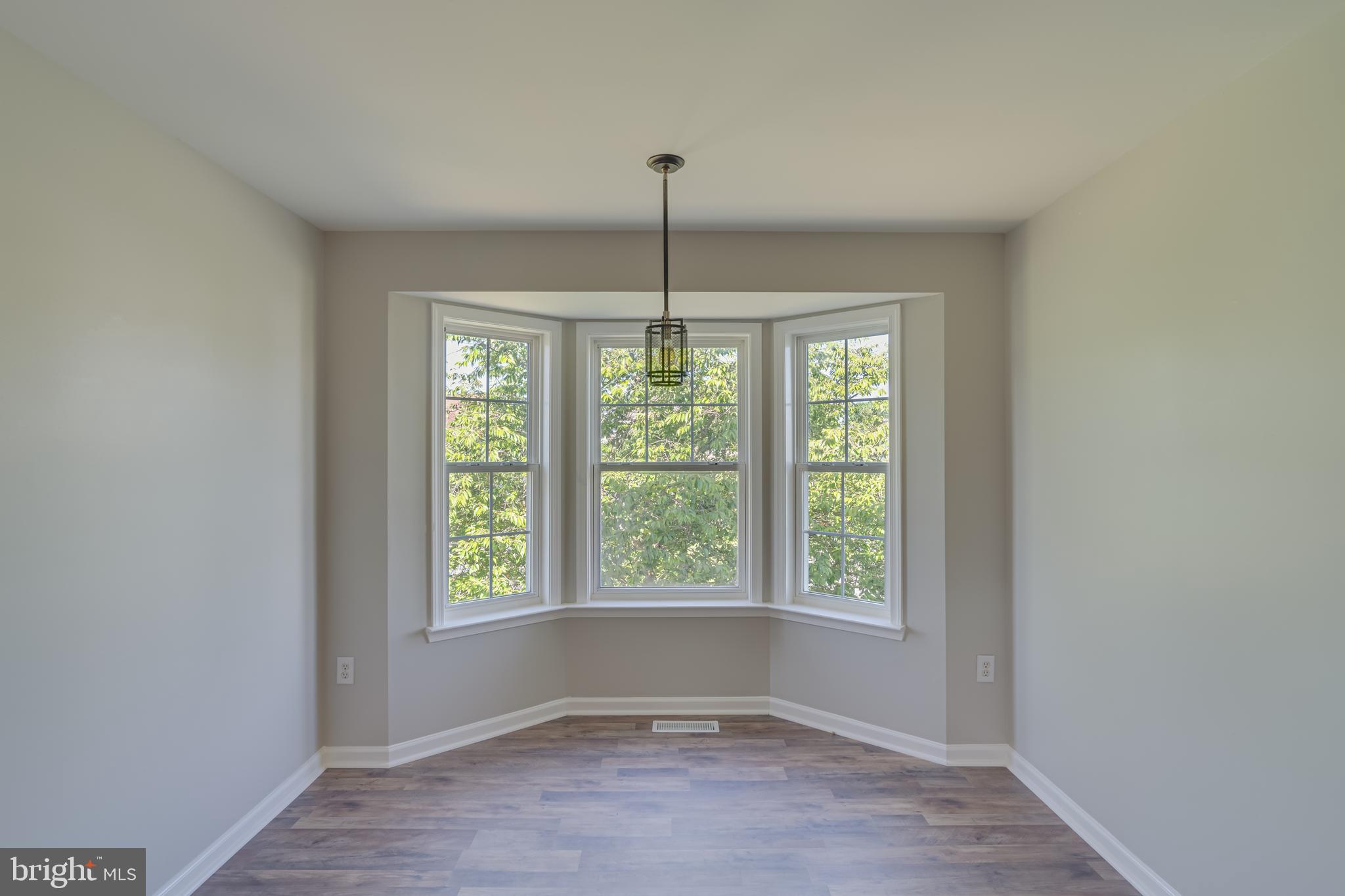 SYCAMORE VILLAGE - Residential