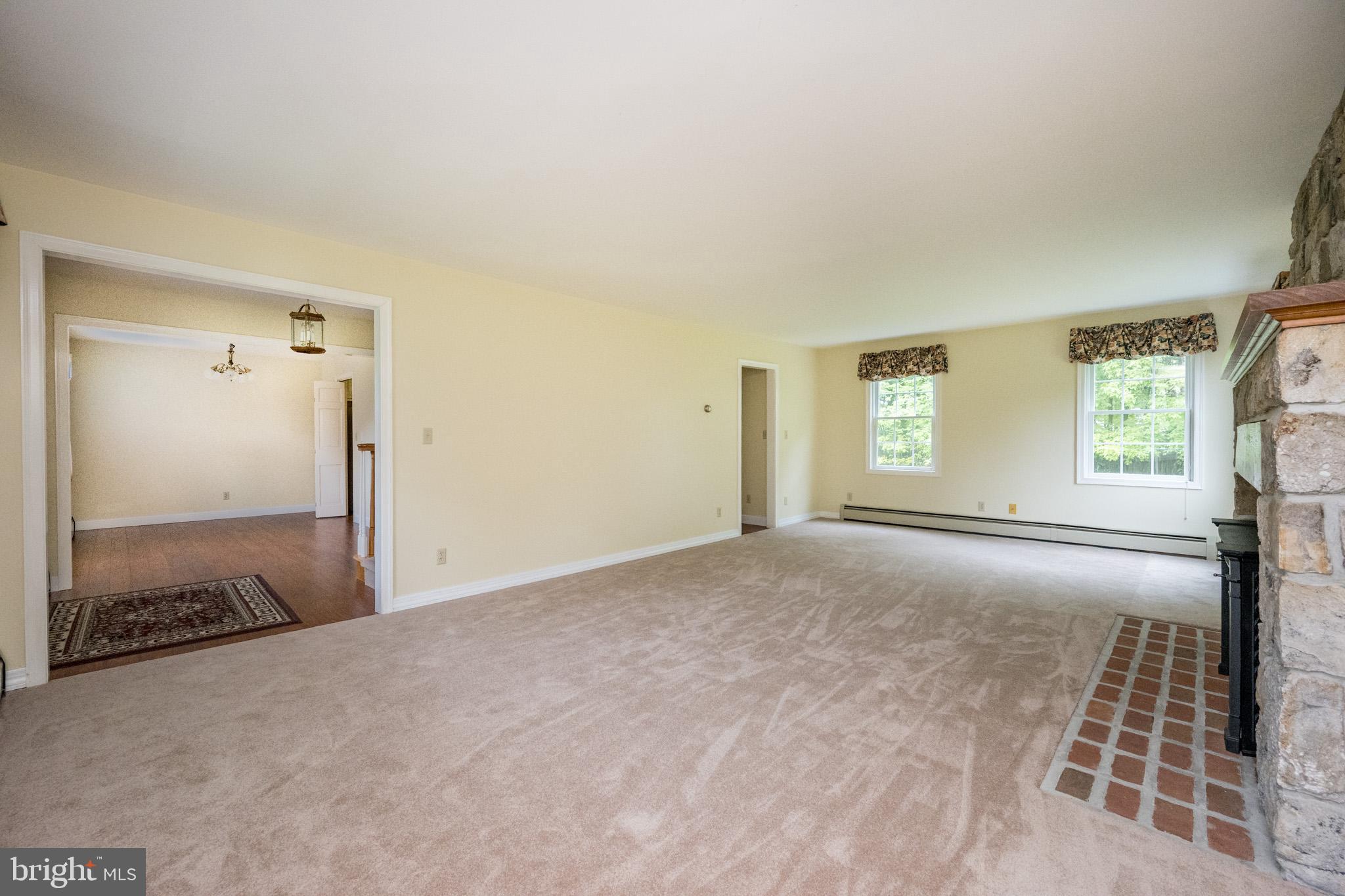 MITCHELL MANOR - Residential