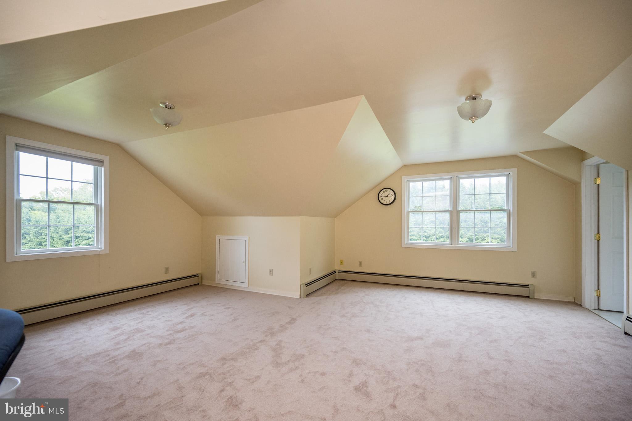 MITCHELL MANOR - Residential