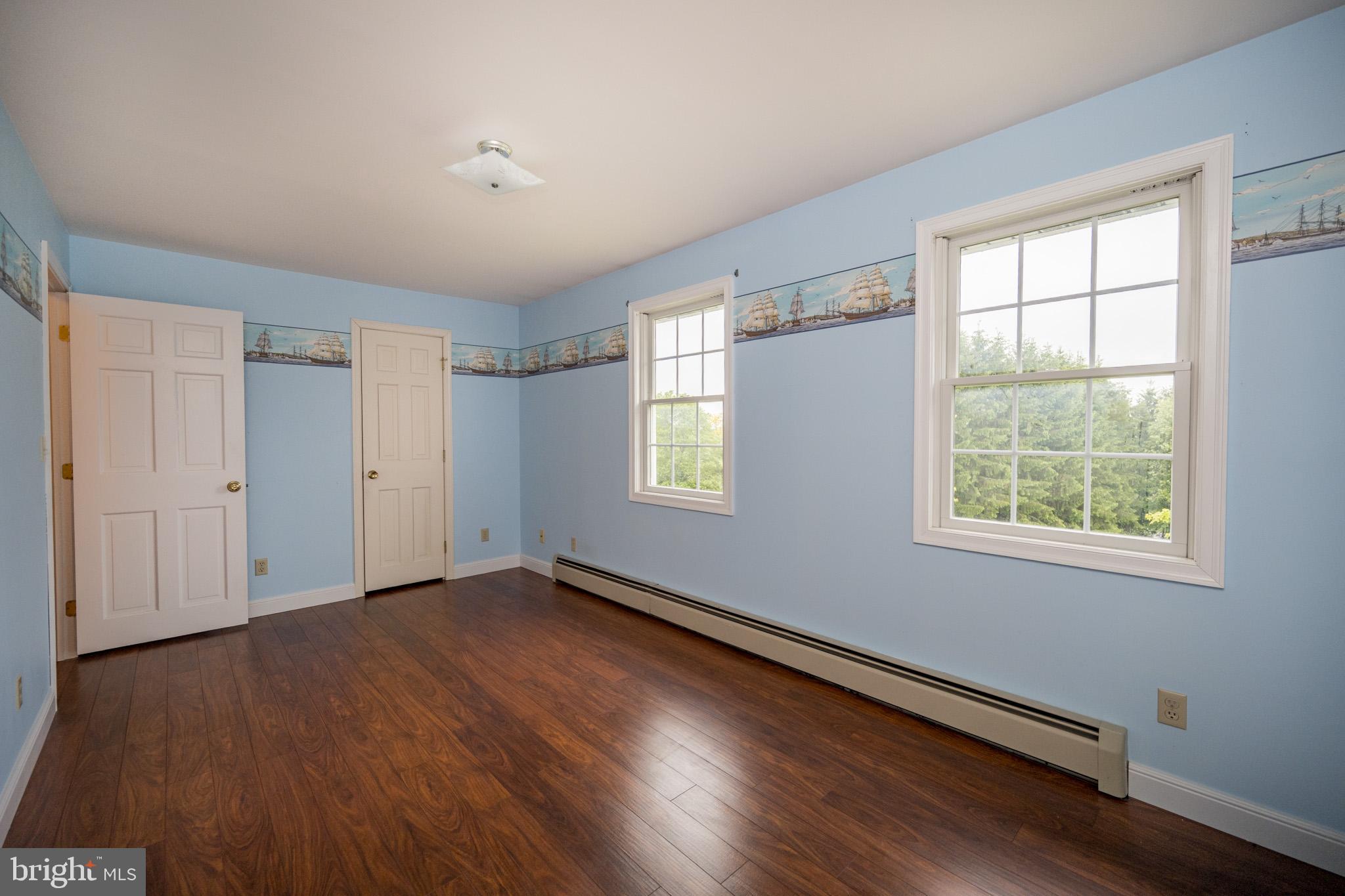 MITCHELL MANOR - Residential